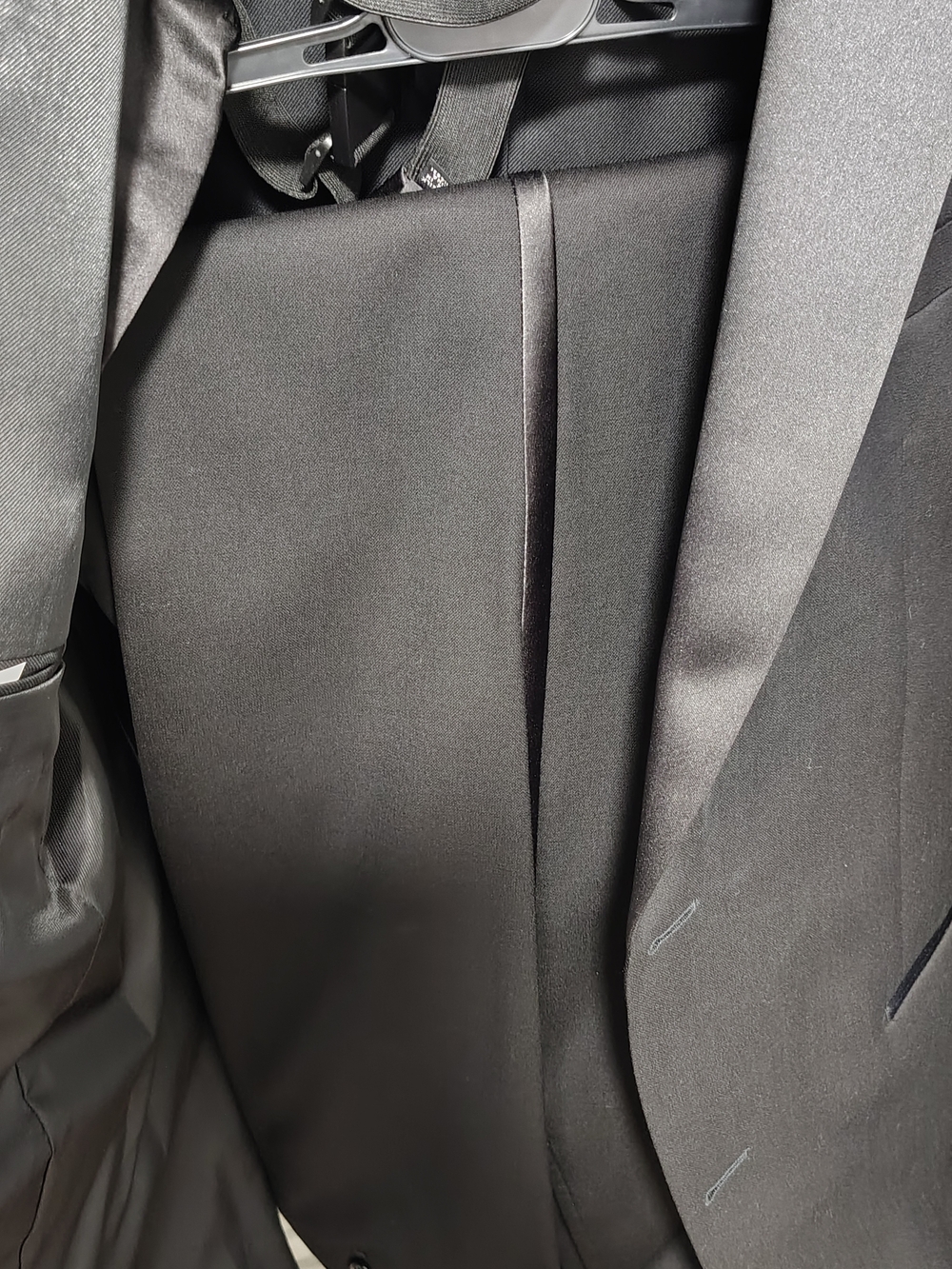 Ike Behar Evening 42L Black Tuxedo Jacket Slim Fit & 36 Pants, Wool